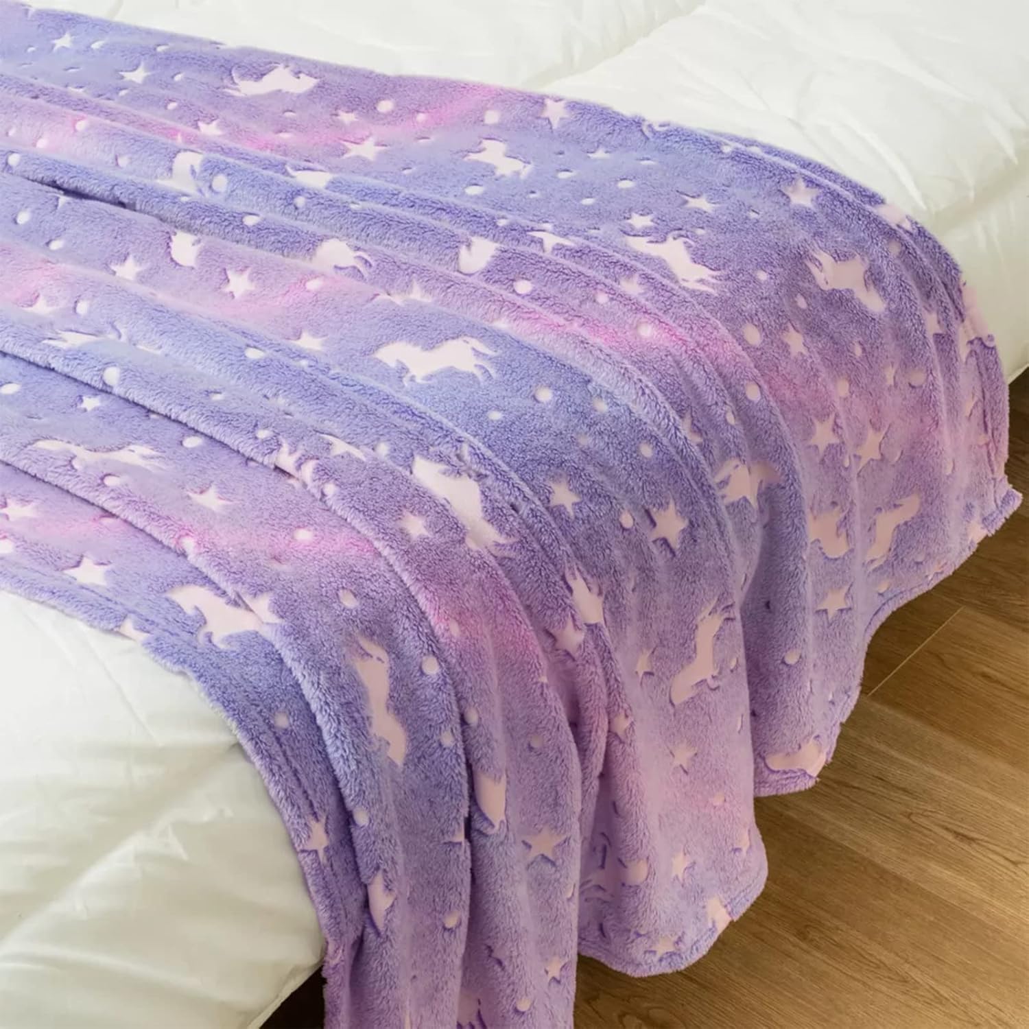 Glow in the dark Blanket For Kids Soft Flannel Fleece - Boys & Girls (Purple Star) Age 0-15